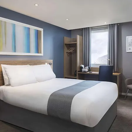 Travelodge London Waterloo Hotel-2
